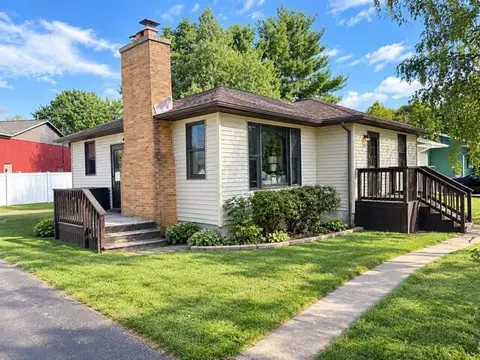 328 Doris, Sparta, MI 49345