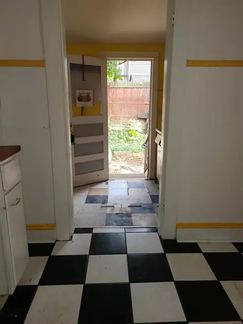 Other - 522 W W Trl, Jackson, MI 49201 photo 2 of 5