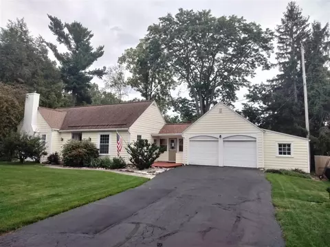 1930 Michigan, Grand Rapids, MI 49503