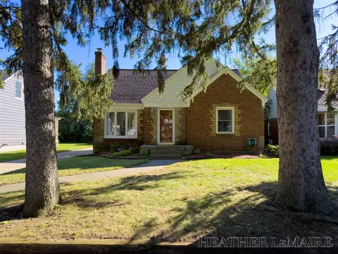 910 Nevada, Grand Rapids, MI 49507