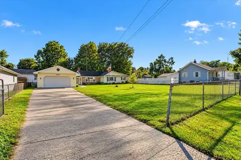 Exterior - 303 Marshall, Jackson, MI 49202 photo 2 of 5