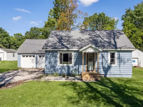 625 E Berrien, Paw Paw, MI 49079