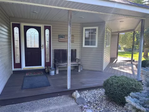Exterior - 4760 Queens, Gladwin, MI 48624 photo 7 of 10