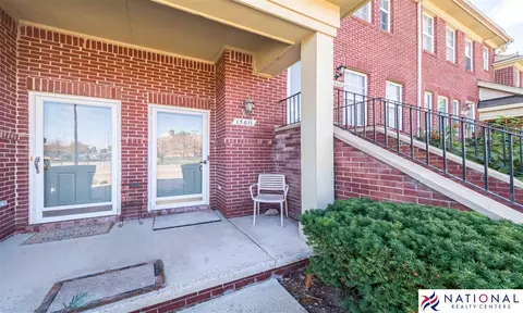 15611 Stone Xing, Southfield, MI 48075