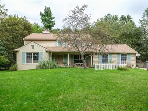 4323 Sunnybrook, Kalamazoo, MI 49008