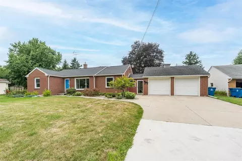 1715 Nichols, Kalamazoo, MI 49006