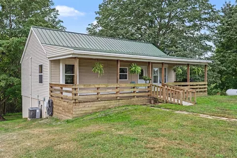 Exterior - 944 110th, Plainwell, MI 49080 photo 2 of 7