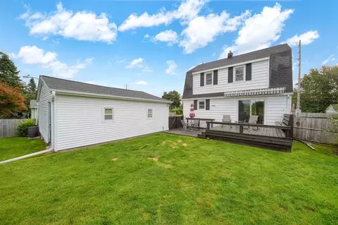 Exterior - 826 Concord, Jackson, MI 49202 photo 15 of 20