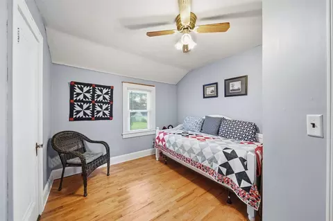 Bedroom - 826 Concord, Jackson, MI 49202 photo 3 of 5