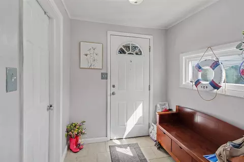 Entry Way - 3165 4th, Monroe, MI 48162 photo 1 of 2
