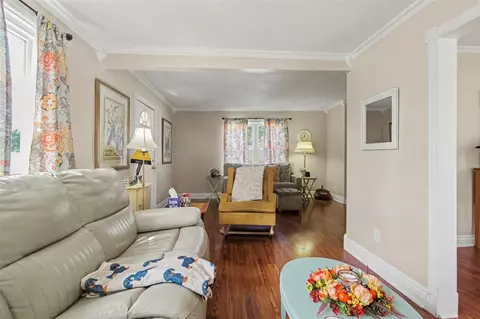 Living - 3165 4th, Monroe, MI 48162 photo 1 of 2