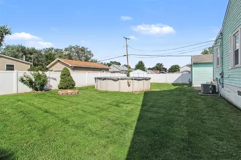 Exterior - 3165 4th, Monroe, MI 48162 photo 3 of 3