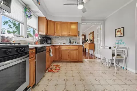 Kitchen - 3165 4th, Monroe, MI 48162 photo 2 of 3