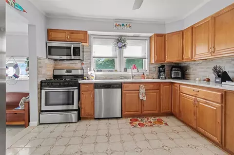 Kitchen - 3165 4th, Monroe, MI 48162 photo 1 of 3
