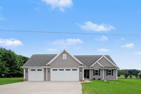 2133 S Van Kal, Kalamazoo, MI 49009