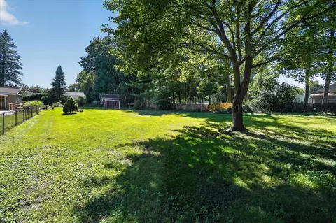 Exterior - 630 Gilbert, Jackson, MI 49202 photo 10 of 10