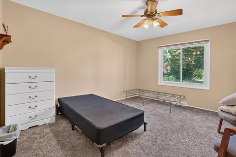 Bedroom - 630 Gilbert, Jackson, MI 49202 photo 1 of 4