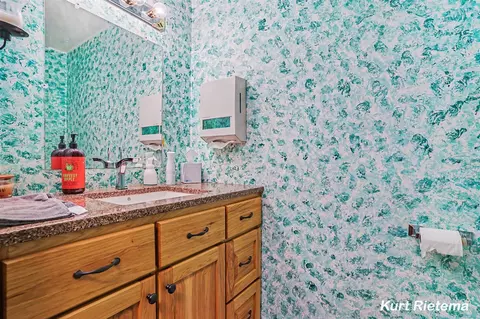 Bath - 3459 44th, Hamilton, MI 49419 photo 1 of 3