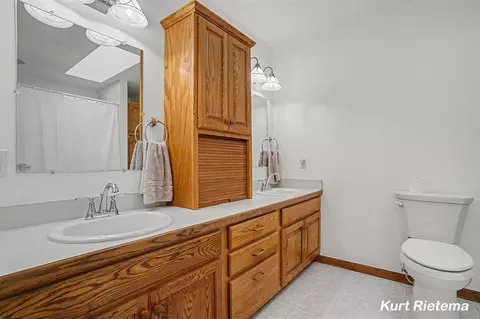 Bath - 3459 44th, Hamilton, MI 49419 photo 2 of 3