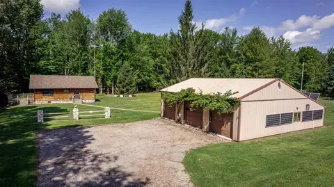 1442 W Tyler, Hart, MI 49420