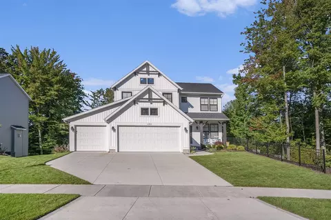 17943 Spring Oak, Spring Lake, MI 49456