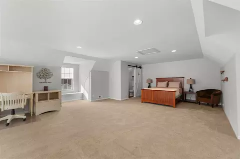 Bedroom - 6375 Morgan, Osseo, MI 49266 photo 4 of 5