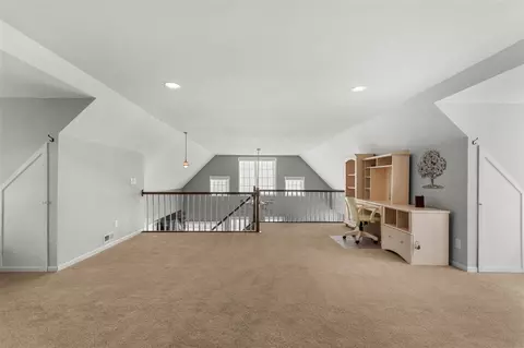 Entry Way - 6375 Morgan, Osseo, MI 49266 photo 4 of 5