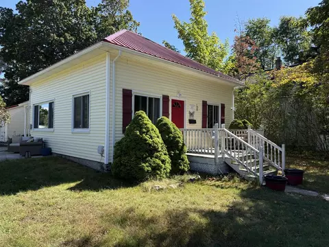 510 N Delia, Ludington, MI 49431