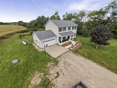 20526 Fox, Cassopolis, MI 49031
