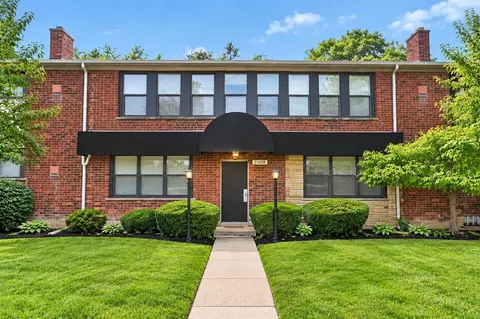 25749 Woodward #106, Royal Oak, MI 48067