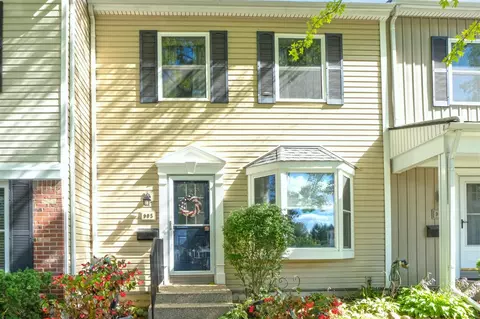 905 Medford, Rochester Hills, MI 48307