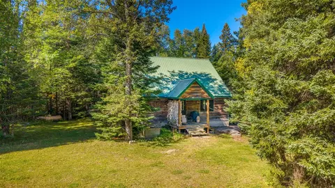 39670 W Tahquamenon River Row, Hulbert, MI 49748