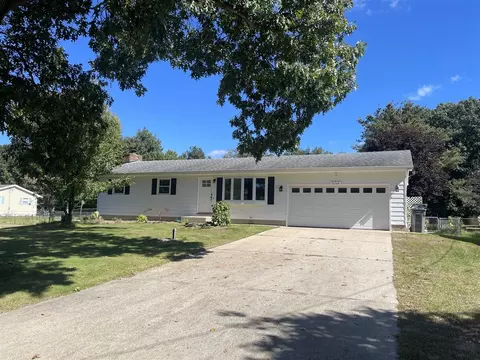 20398 Pine Lk, Battle Creek, MI 49014