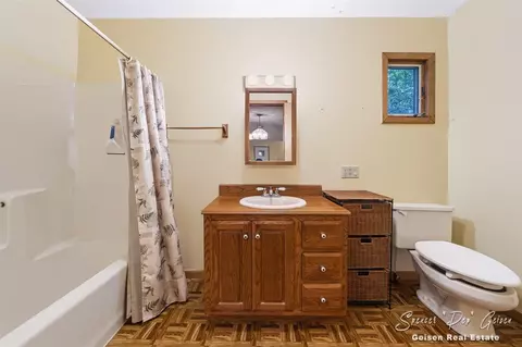 Bath - 5236 N Whites Brg, Belding, MI 48809 photo 1 of 2
