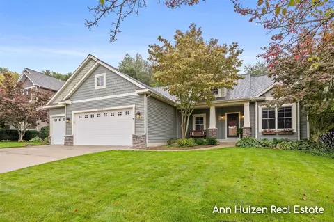 5330 Stevendale, Hudsonville, MI 49426