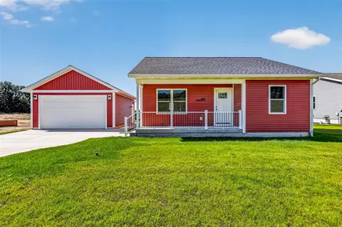 303 Aspen Hill Dr, Shelby, MI 49455