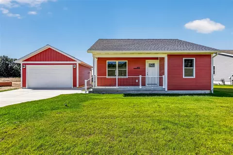 303 Aspen Hill Dr, Shelby, MI 49455