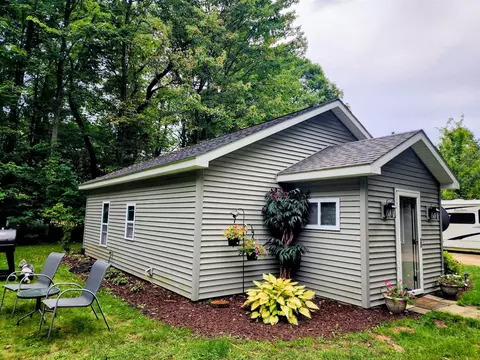 7883 W 112th, Grant, MI 49327