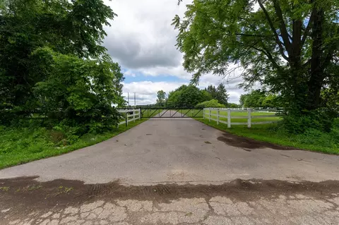 Exterior - 369 Weiser, Niles, MI 49120 photo 3 of 3
