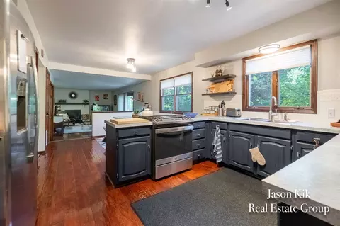 Kitchen - 10861 68th, Allendale, MI 49401 photo 2 of 4
