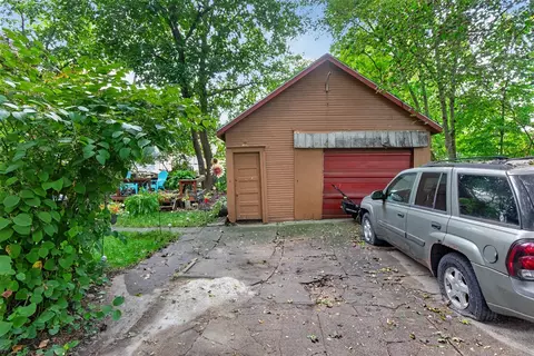 Exterior - 1206 Sheldon, Jackson, MI 49203 photo 7 of 12