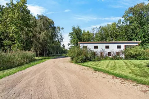 6200 Elm Vly, Three Oaks, MI 49128 photo 10