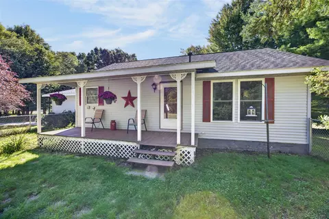 913 E High, Greenville, MI 48838