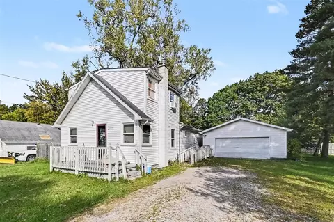 2900 Risdale, Lansing, MI 48911