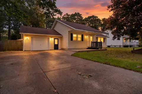 3171 Kooi, Muskegon, MI 49444