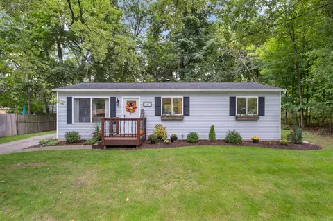 1340 Knapp, Grand Rapids, MI 49505