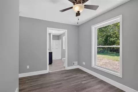 Bedroom - 6200 Brooklyn, Jackson, MI 49201 photo 11 of 13