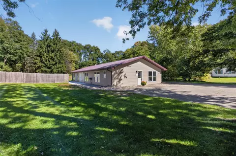 Exterior - 6200 Brooklyn, Jackson, MI 49201 photo 5 of 14
