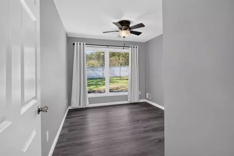Bedroom - 6200 Brooklyn, Jackson, MI 49201 photo 1 of 13