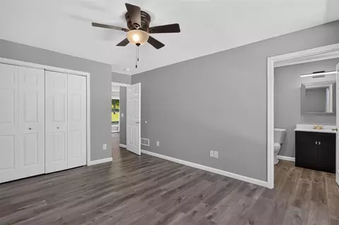 Bedroom - 6200 Brooklyn, Jackson, MI 49201 photo 6 of 13
